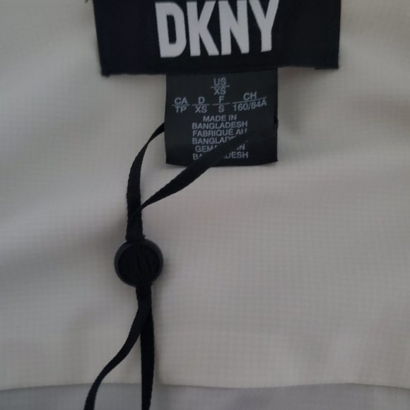 DKNY Couture Style Sculpted Poet Blouse Faux Wrap Balloon Sleeve Collared V Neck - Picture 10 of 10